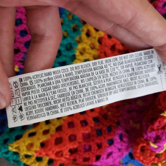 Forever21 Rainbow Print Sweater Tank Top Large - Picture 12 of 13